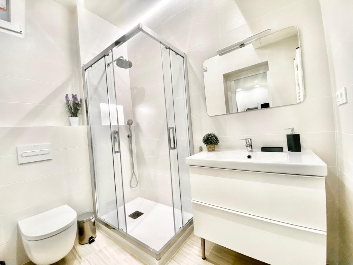 Junto Palacio Real Appartement *