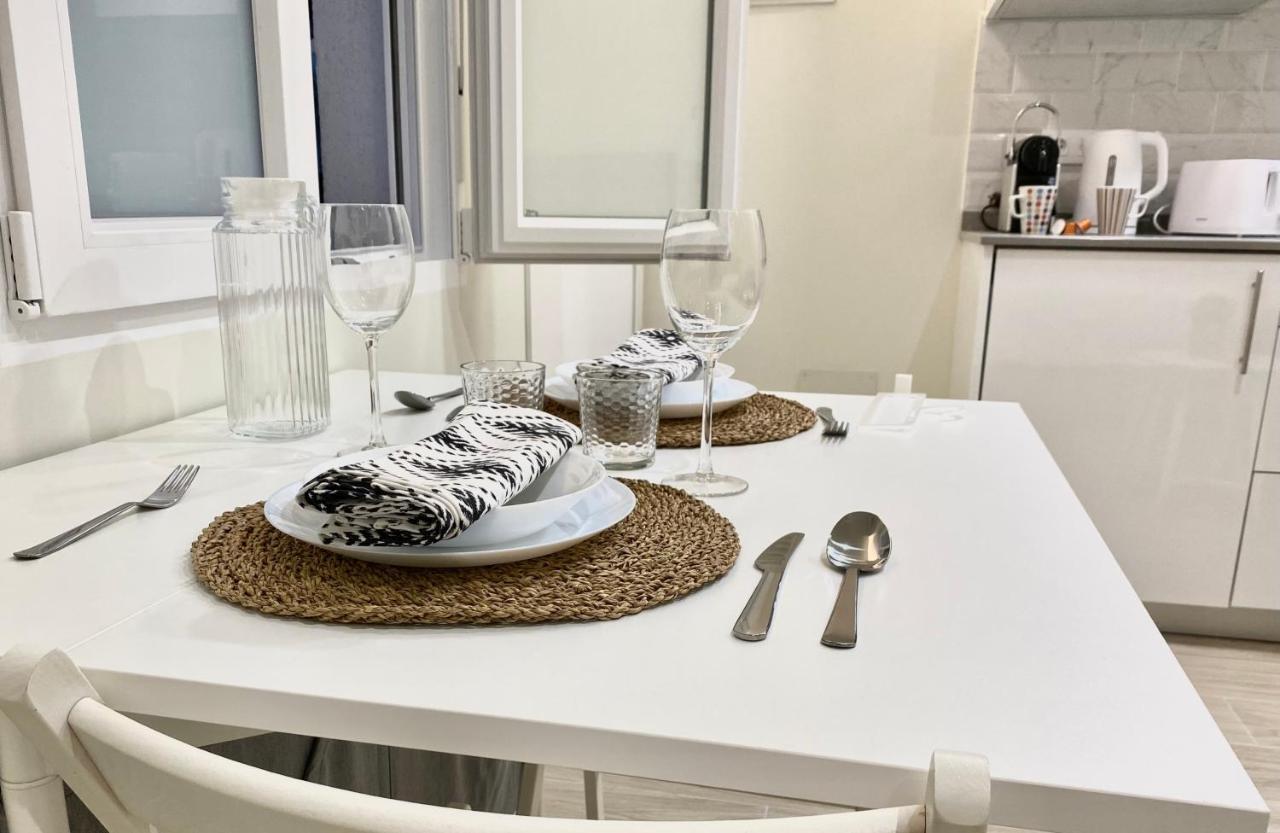 Junto Palacio Real Appartement Madrid